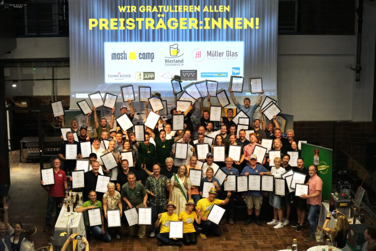 Hofstettner ist „Brauerei des Jahres 2024“, dunkles Lager bestes Bier des Landes